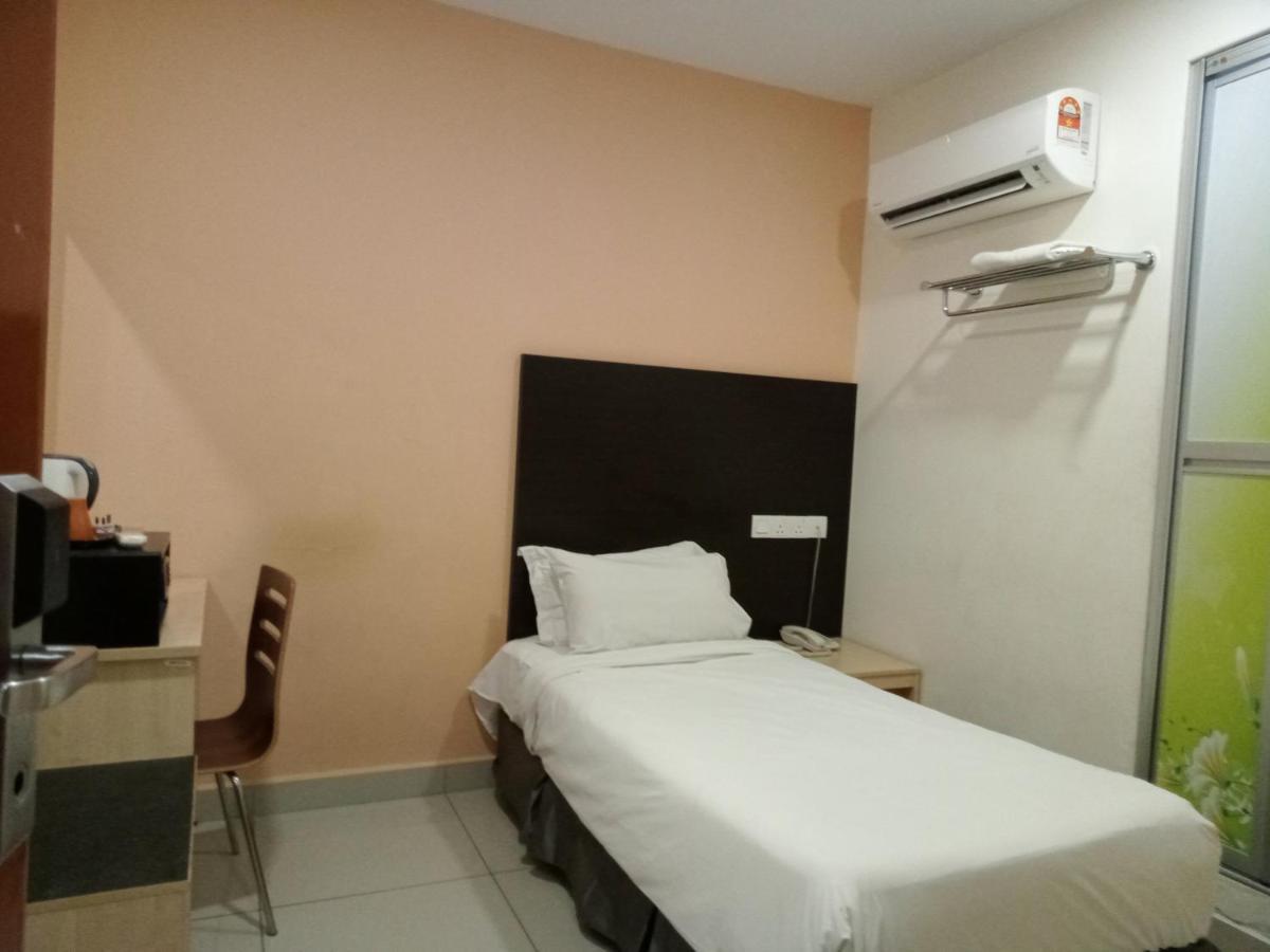 Avenue Bangi Hotel Kajang Esterno foto