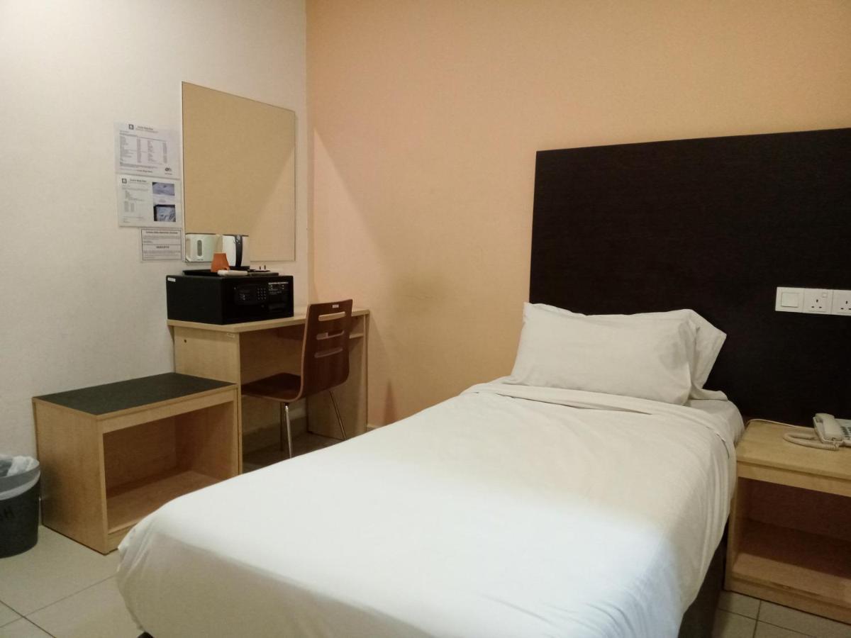 Avenue Bangi Hotel Kajang Esterno foto